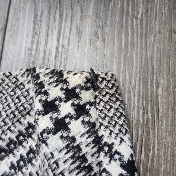 Ann Taylor Loft Wool Blend Printed Skirt 6 - Picture 6 of 10